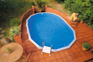 Oválný bazén pro částečné nebo úplné zapuštění